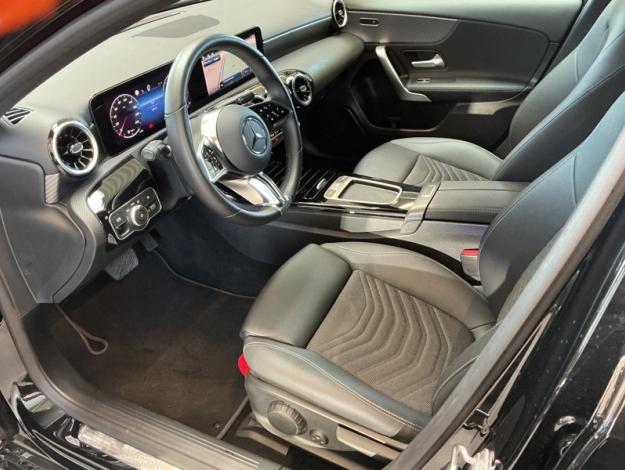 MERCEDES-BENZ A 180 d Luxury Line  