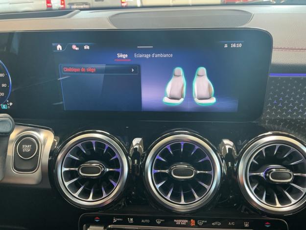 MERCEDES-BENZ EQB 250 + AMG Line 7 places Toit Pano  