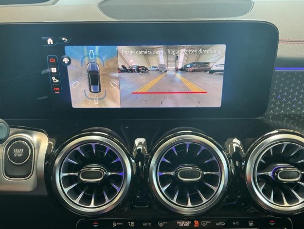 MERCEDES-BENZ EQB 250 + AMG Line 7 places Toit Pano  