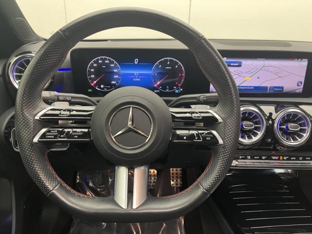 MERCEDES-BENZ Classe A 200 d AMG Line  