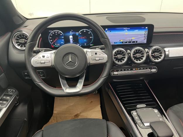 MERCEDES-BENZ EQB 250 AMG Line  
