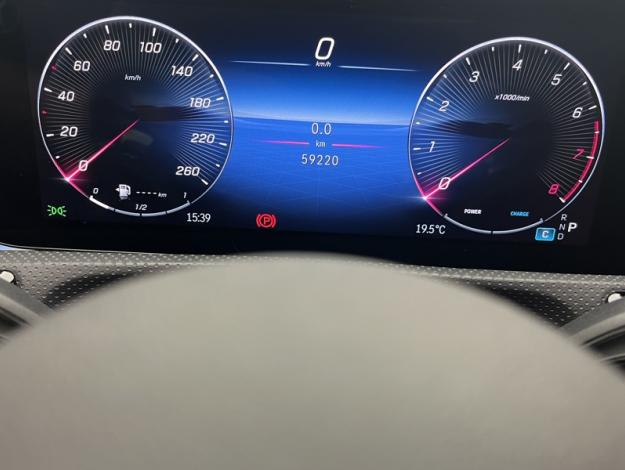 MERCEDES-BENZ Classe A 180 AMG Line  