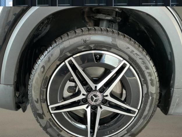 MERCEDES-BENZ EQB 250 + AMG Pack Night Toit Pano  