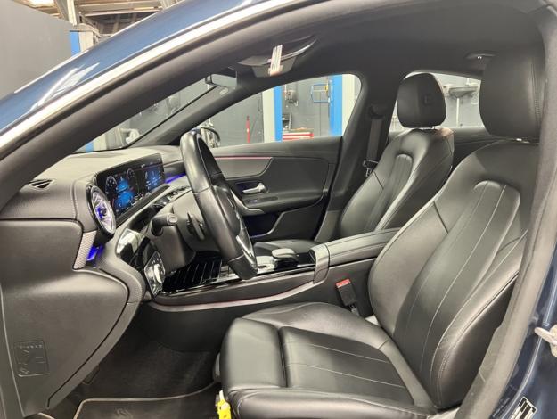 MERCEDES-BENZ CLA 180 d Coupé Luxury Line  