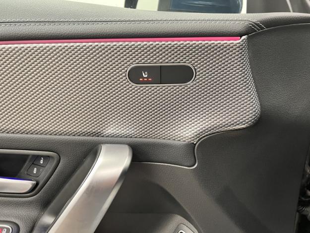 MERCEDES-BENZ CLA 180 d Coupé Luxury Line  