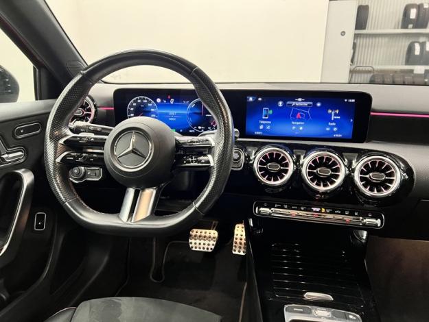 MERCEDES-BENZ A 250 e AMG Pack Night Toit Pano  