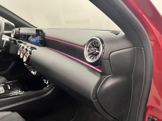 MERCEDES-BENZ A 250 e AMG Pack Night Toit Pano  