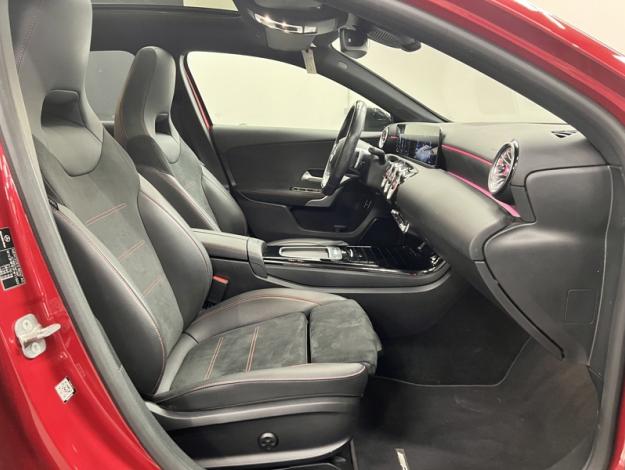 MERCEDES-BENZ A 250 e AMG Pack Night Toit Pano  