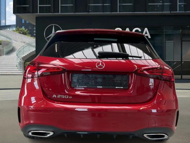 MERCEDES-BENZ A 250 e AMG Pack Night Toit Pano  