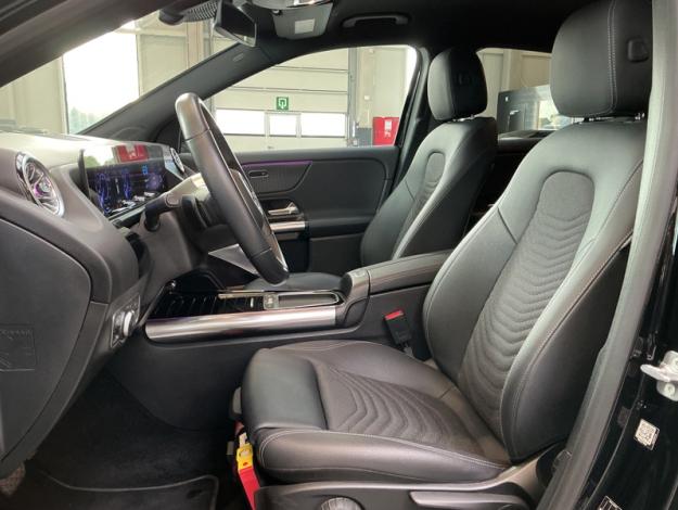 MERCEDES-BENZ EQA 250 + Luxury Line  