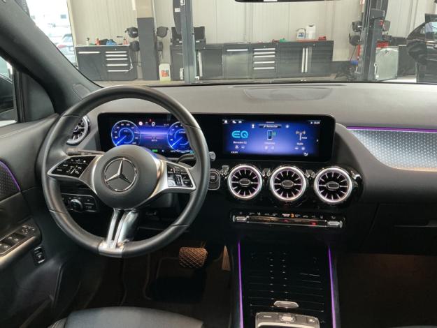 MERCEDES-BENZ EQA 250 + Luxury Line  