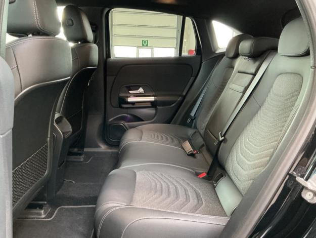MERCEDES-BENZ EQA 250 + Luxury Line  