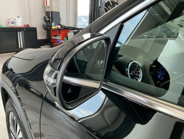 MERCEDES-BENZ EQA 250 + Luxury Line  
