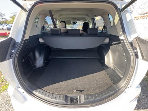 TOYOTA RAV4 2WD Dynamic Edition  197