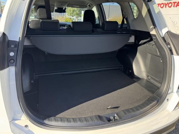 TOYOTA RAV4 2WD Dynamic Edition  197
