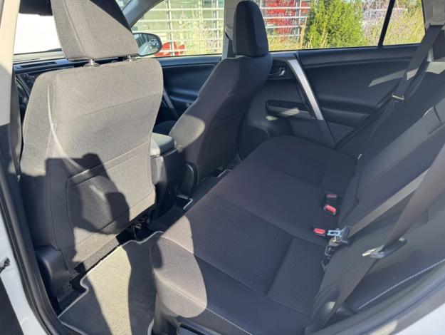 TOYOTA RAV4 2WD Dynamic Edition  197
