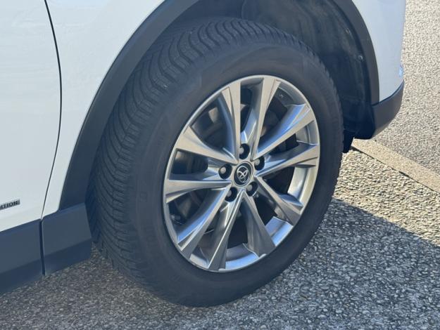TOYOTA RAV4 2WD Dynamic Edition  197