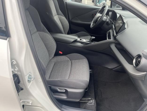 TOYOTA C-HR Hybride 2WD Graphic  1.8 140 ch 