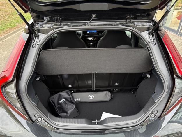TOYOTA Aygo X Hybride 1.5 116ch GRAPHIC Pack Zen Radar   