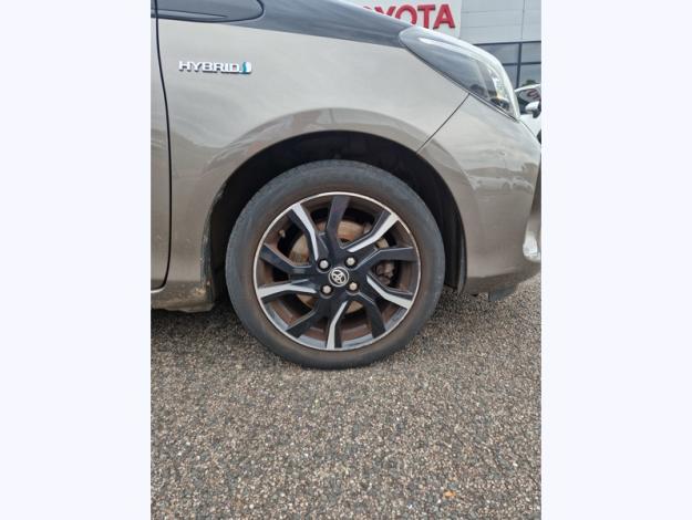 TOYOTA Yaris 1.5 VVT-I HYBRID Collection  100h