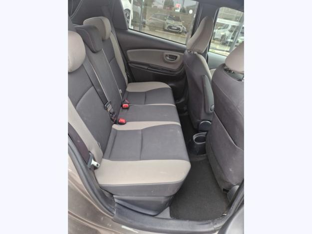 TOYOTA Yaris 1.5 VVT-I HYBRID Collection  100h