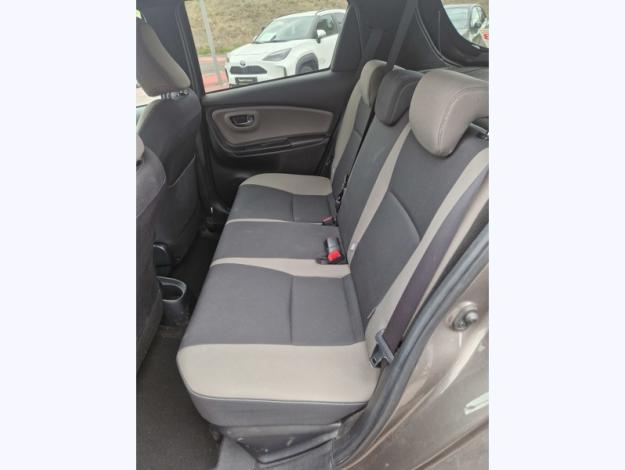 TOYOTA Yaris 1.5 VVT-I HYBRID Collection  100h