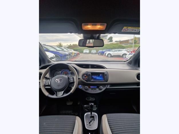 TOYOTA Yaris 1.5 VVT-I HYBRID Collection  100h