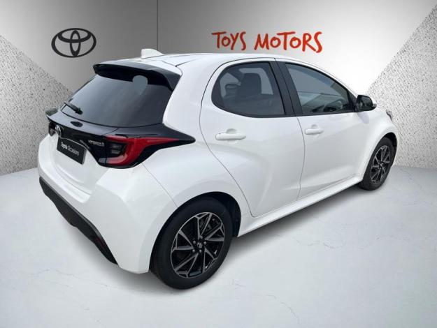 TOYOTA Yaris 116H DESIGN  