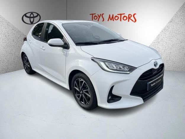TOYOTA Yaris 116H DESIGN  