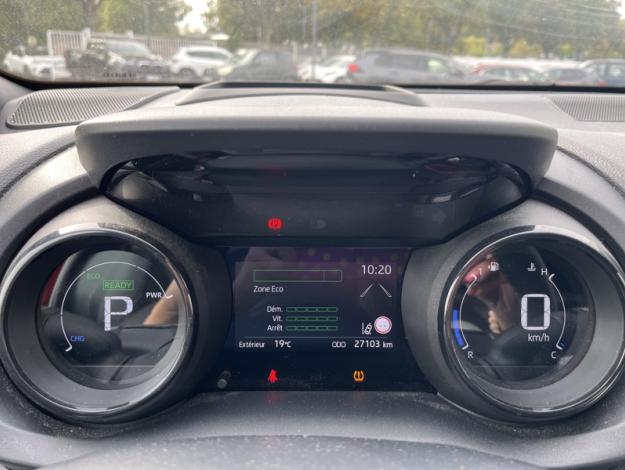 TOYOTA Yaris 116h Premiere  