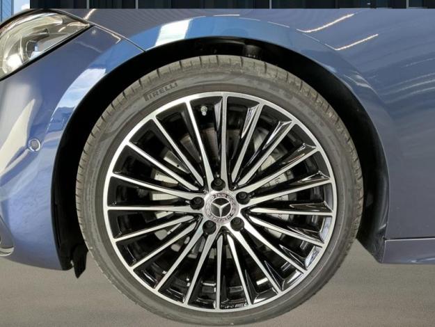 MERCEDES-BENZ C 200 d AMG Pack Night Burmester Distronic PANO  
