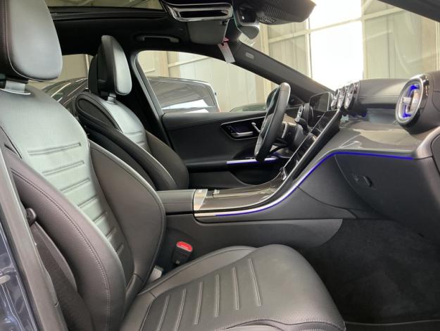 MERCEDES-BENZ C 200 d AMG Pack Night Burmester Distronic PANO  