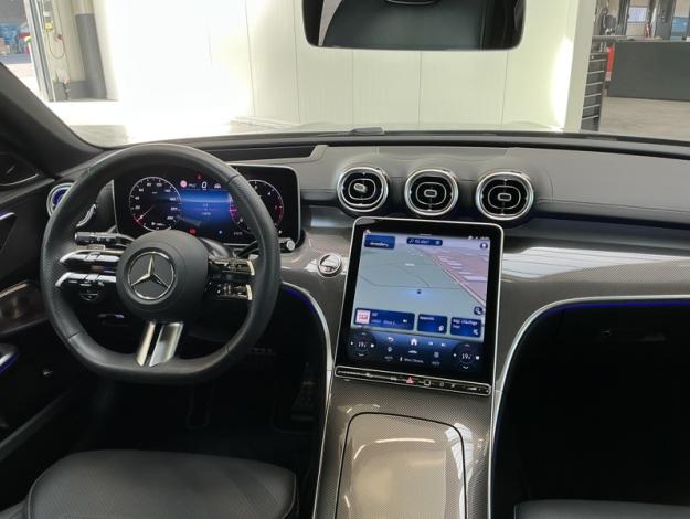 MERCEDES-BENZ C 200 d AMG Pack Night Burmester Distronic PANO  