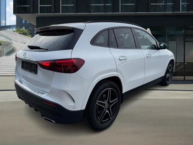 MERCEDES-BENZ GLA 200 d AMG Line  