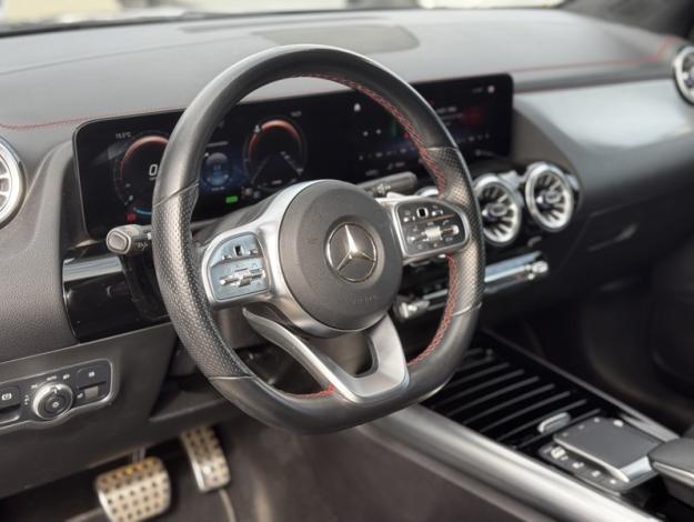 MERCEDES-BENZ EQA 250 AMG Pack Night  