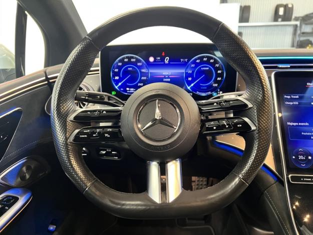 MERCEDES-BENZ EQE 350 AMG Line Toit Pano Burmester  