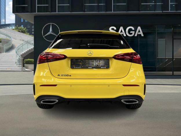 MERCEDES-BENZ A 250 e AMG Pack Night Toit Pano  