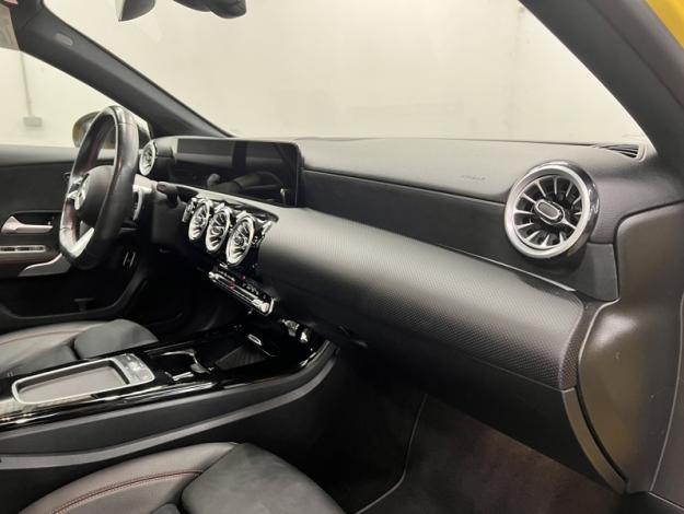 MERCEDES-BENZ A 250 e AMG Pack Night Toit Pano  