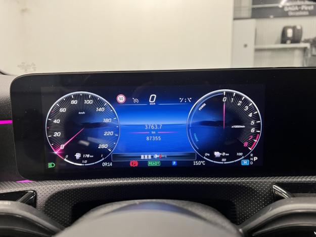 MERCEDES-BENZ A 250 e AMG Pack Night Toit Pano  