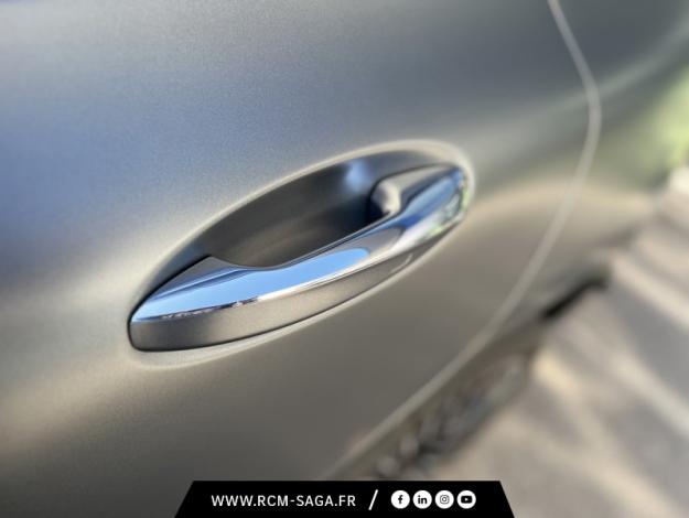 MERCEDES-BENZ EQC 400 4MATIC AMG line  