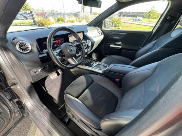 MERCEDES-BENZ GLA 200 d AMG Line  