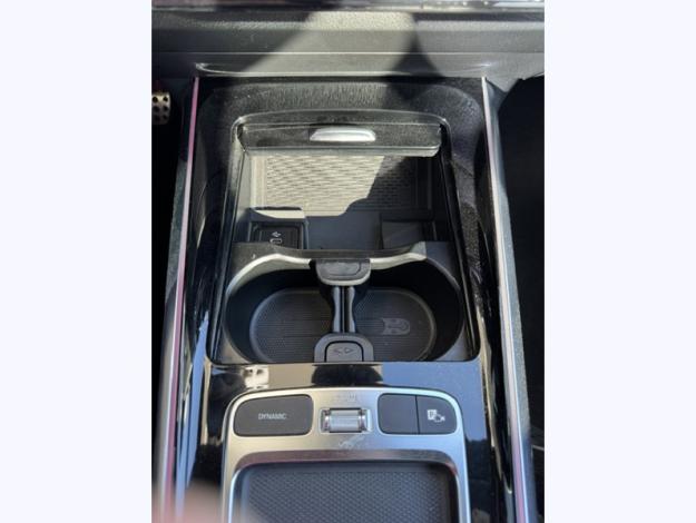 MERCEDES-BENZ GLA 200 d AMG Line  