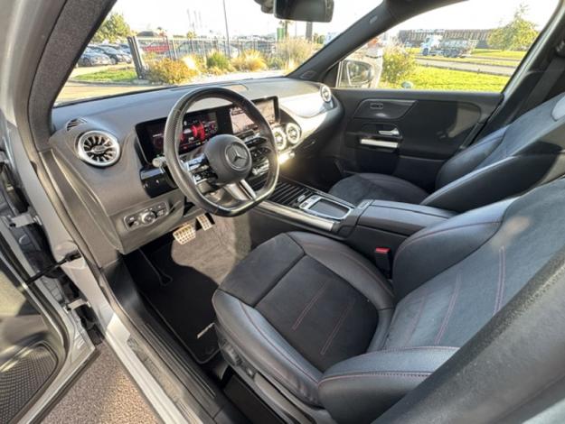 MERCEDES-BENZ GLA 200 d AMG Line  