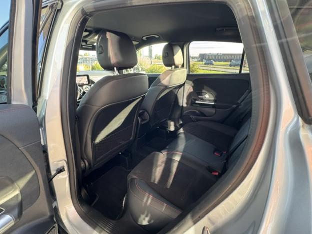 MERCEDES-BENZ GLA 200 d AMG Line  