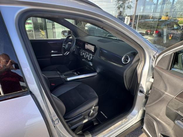 MERCEDES-BENZ GLA 200 d AMG Line  