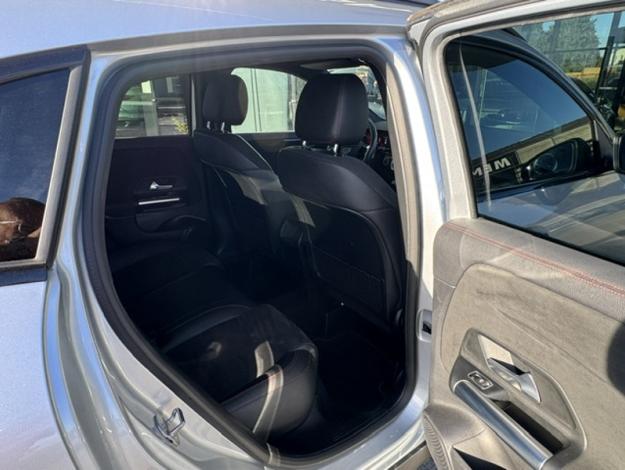 MERCEDES-BENZ GLA 200 d AMG Line  