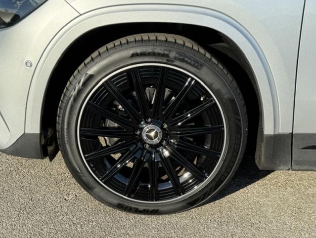 MERCEDES-BENZ GLA 200 d AMG Line  