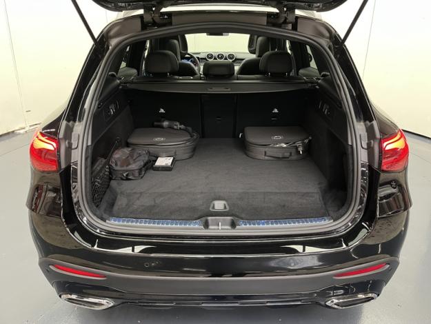 MERCEDES-BENZ GLC 300 de Hybrid EQ 4MATIC AMG Line GLC 300 de Hybrid EQ 4MATIC AMG Line  GLC 300 de Hybrid EQ 4MATIC AMG Line