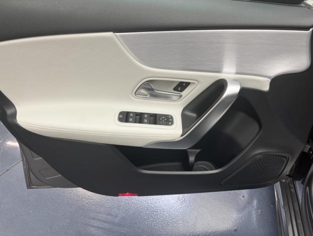 MERCEDES-BENZ Classe A A 220  