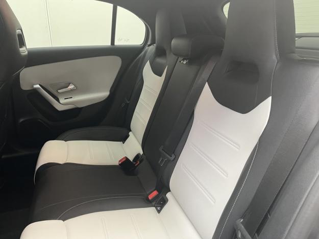 MERCEDES-BENZ Classe A A 220  